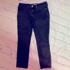 NO BOUNDARIES PANTS. SIZE SMALL.